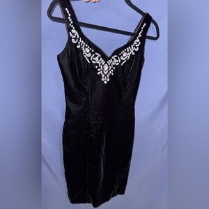 Vintage Elegant Black Dress cashed velvet size 3/4 like new